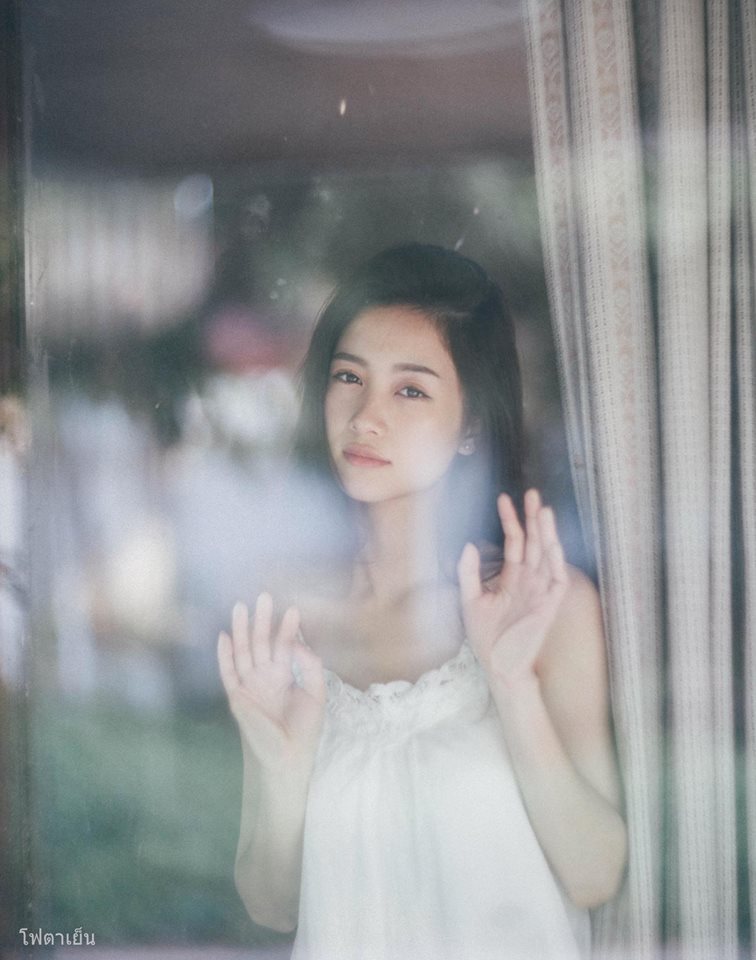 電視劇《底線》免費(fèi)觀看