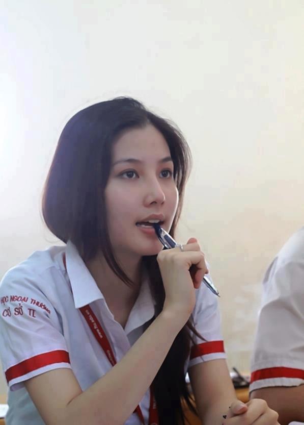 加班的女人